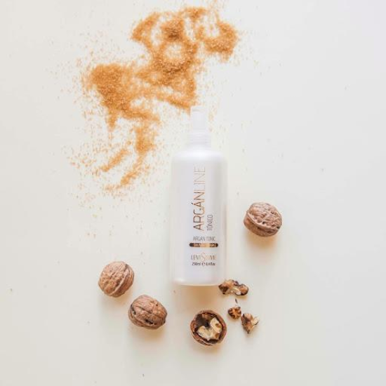 Levissime Argan Tonic hidratáló karbantartó argánolajos arctonik minden bőrtípusra Levissime Argan Tonic hidratáló karbantartó argánolajos arctonik minden bőrtípusra